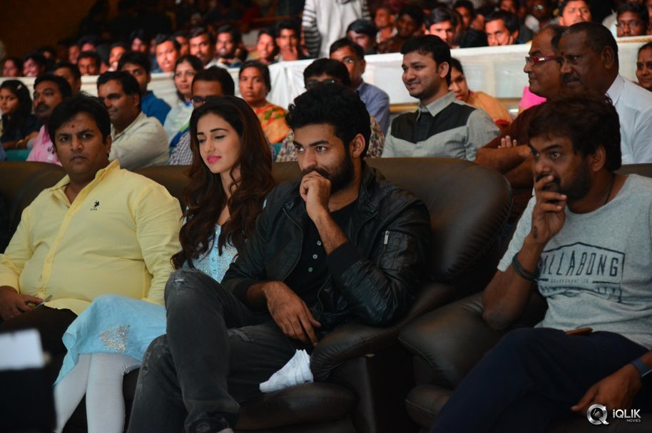 Loafer-Movie-Platinum-Disc-Function